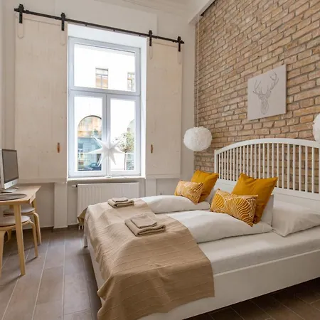 Apartment Eiffel Budapest