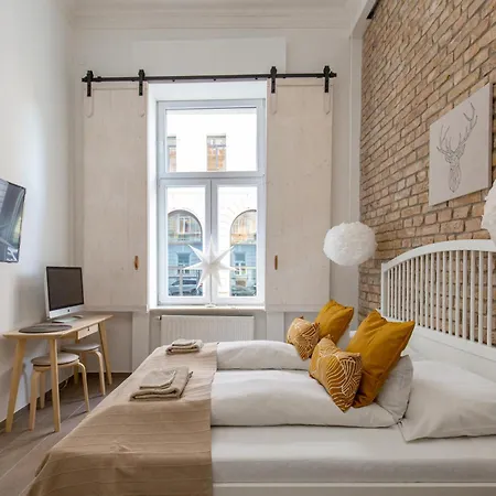 Lejlighed Eiffel Budapest